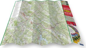 Bieszczady_map_FOB1_PLg26_9788383555317_02.jpg